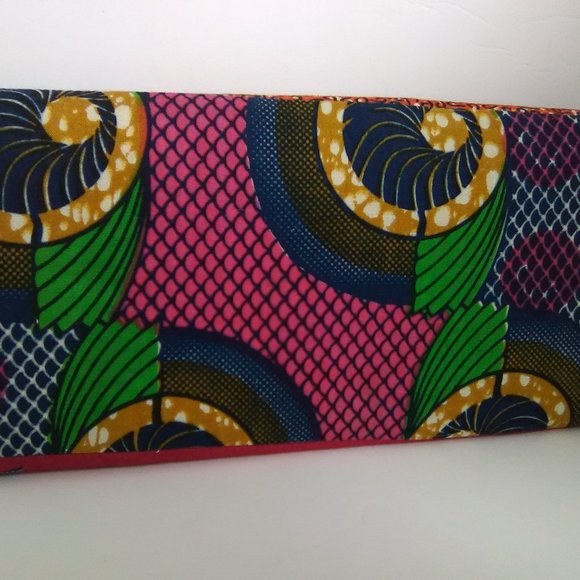 Multicolor Printed Fabric Shoulder/Clutch Hand Bag - Picture 2 of 10